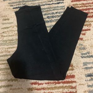 🆚 Pink High Waist Capris